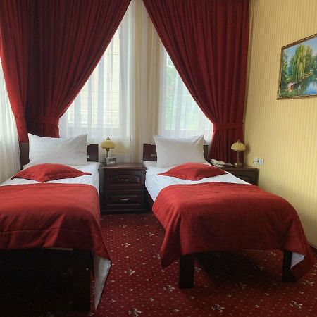 Slava Hotel Zaporizhia Bagian luar foto