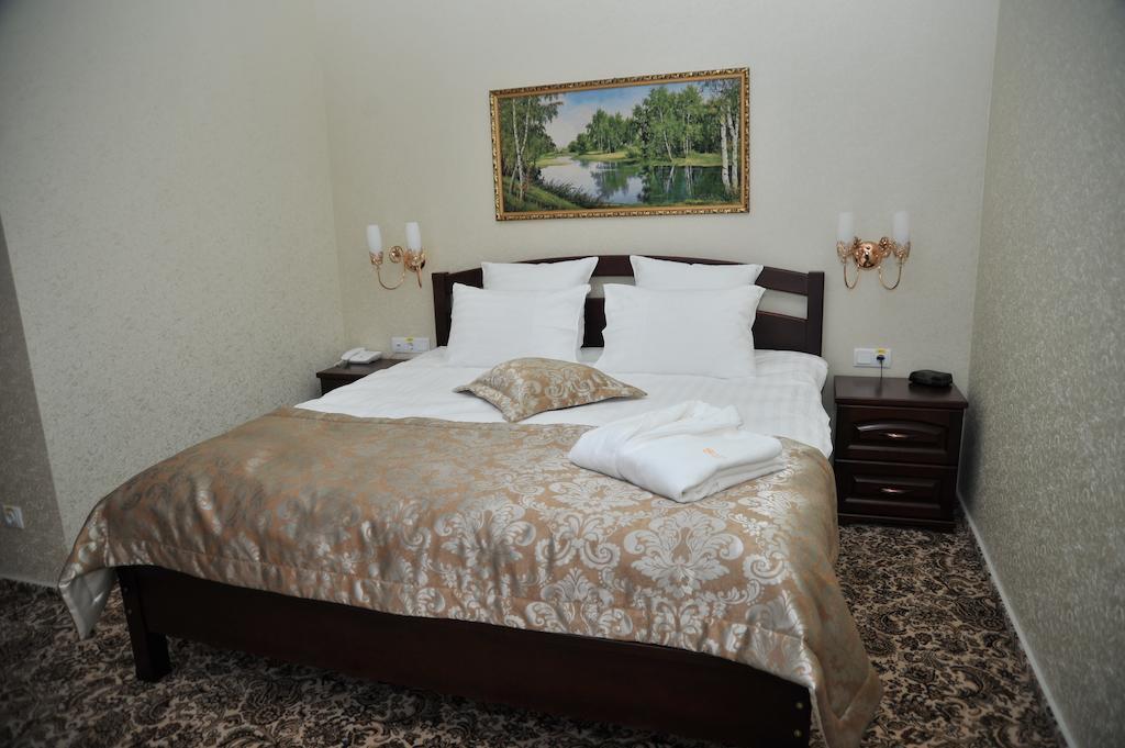 Slava Hotel Zaporizhia Ruang foto
