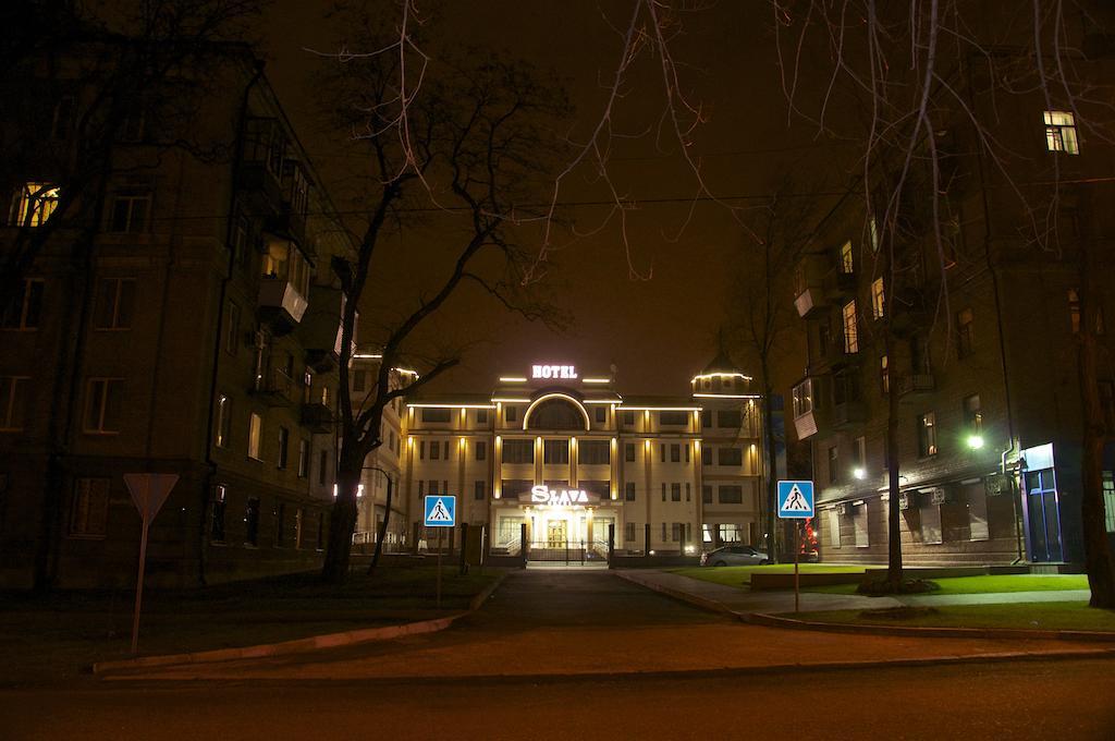 Slava Hotel Zaporizhia Bagian luar foto