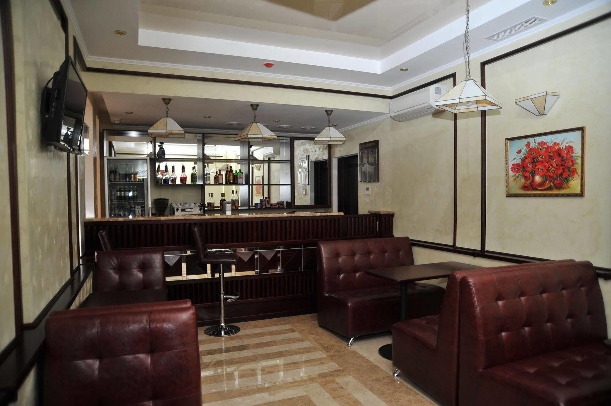 Slava Hotel Zaporizhia Bagian luar foto